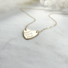 Load image into Gallery viewer, Large Heart Pendant Necklace